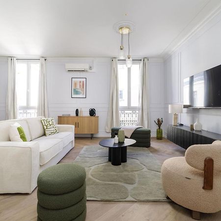 Poetic Stay - Champs Elysees Paris Exterior photo
