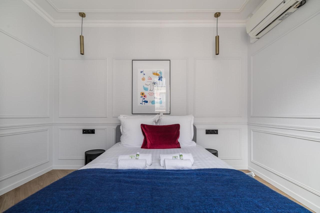 Poetic Stay - Champs Elysees Paris Exterior photo