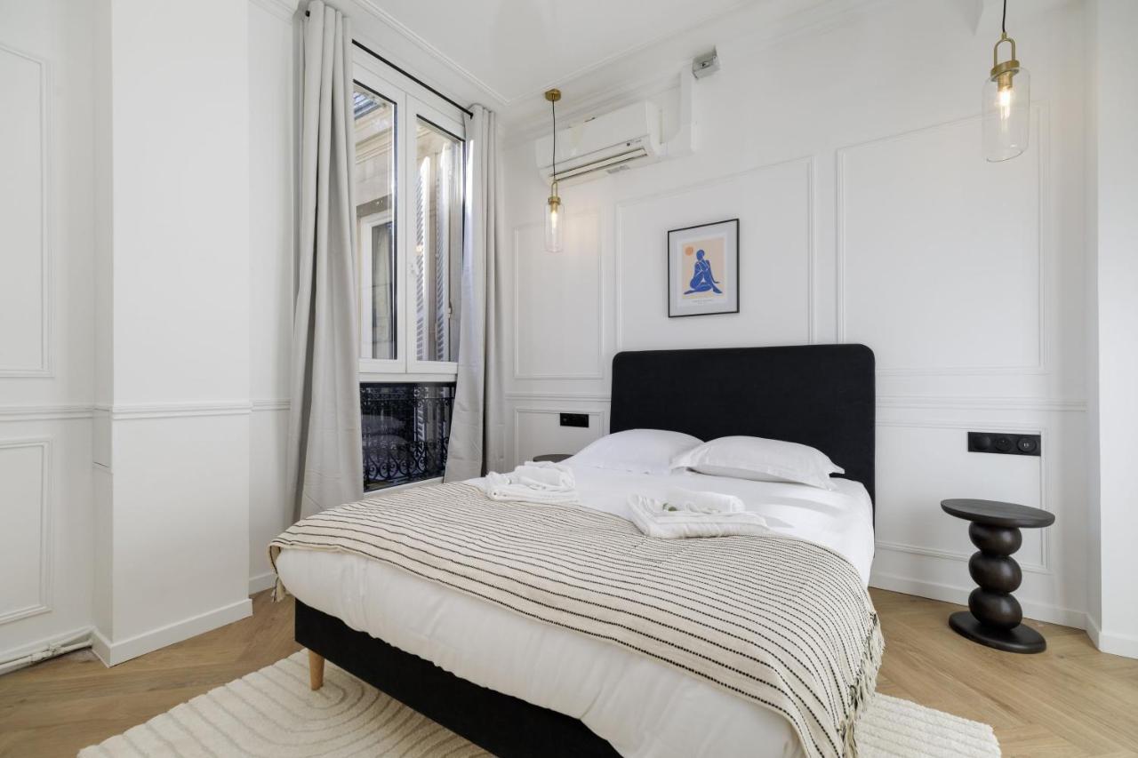 Poetic Stay - Champs Elysees Paris Exterior photo