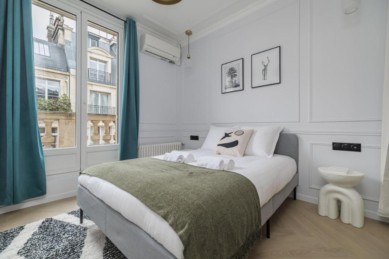 Poetic Stay - Champs Elysees Paris Exterior photo
